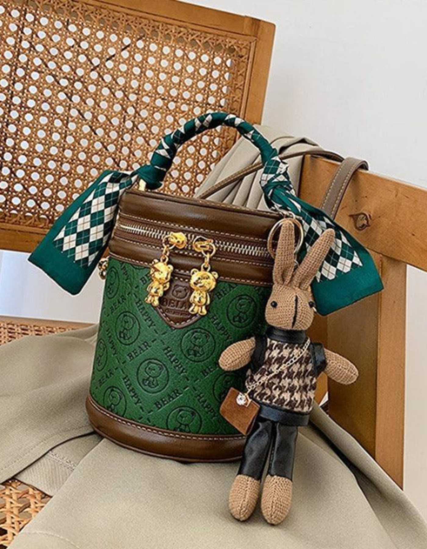 Belloretta – Detal z monogramem w kształcie króliczka – Torba na ramię