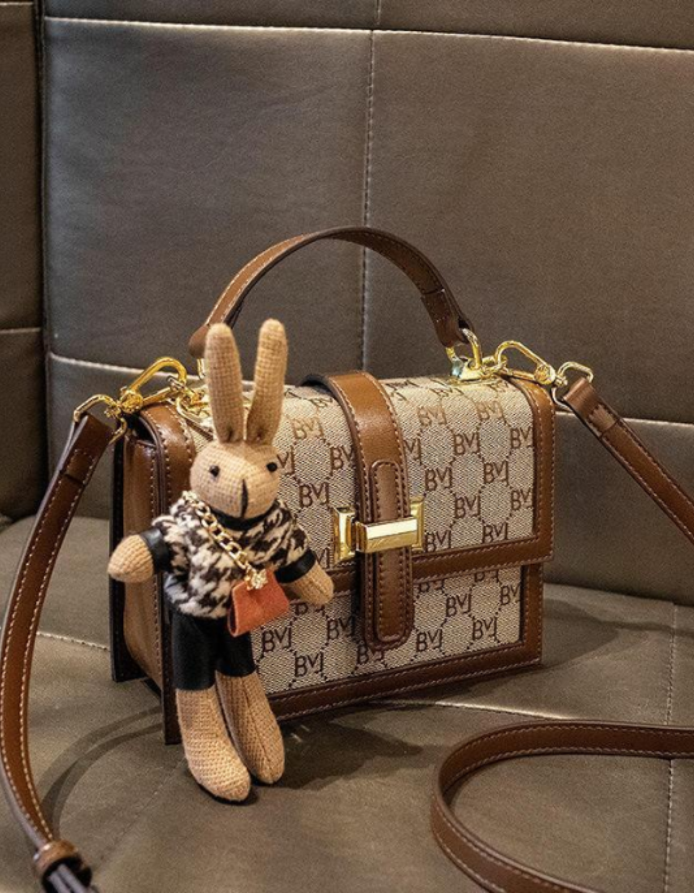 Florentia – Zawieszka z monogramem w kształcie króliczka – Torba na ramię