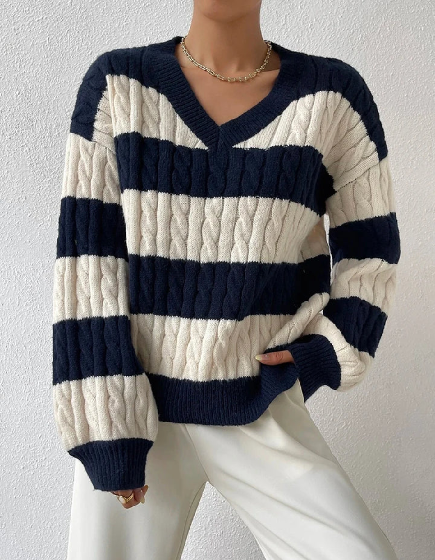 Mira – Dzianina w paski – Sweter