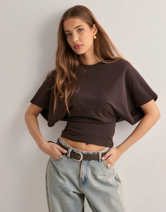Cirella – Taliowany krój – Krótki t-shirt