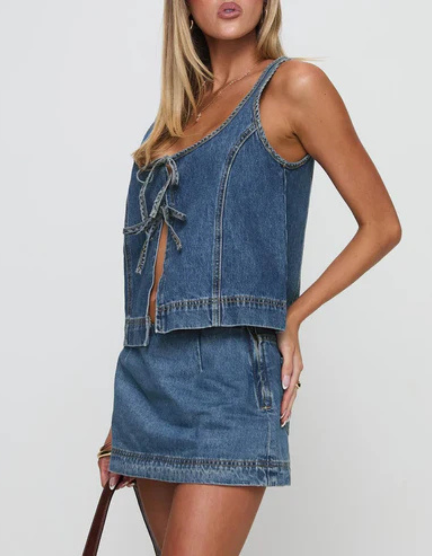 Serena – Casual chic – Zestaw z dżinsowym topem i spódnicą