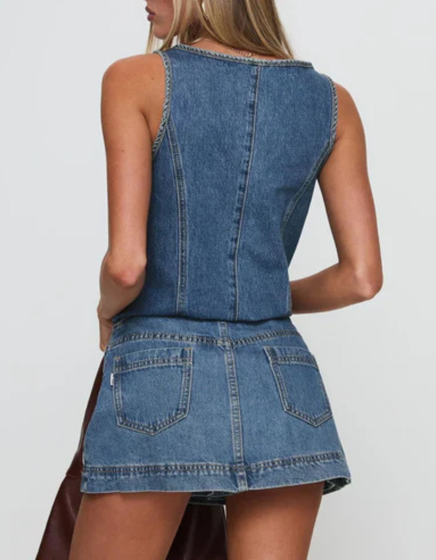 Serena – Casual chic – Zestaw z dżinsowym topem i spódnicą